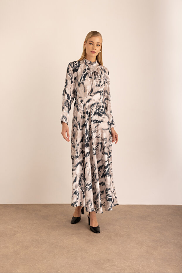 Patterned Dress with Drape Collar