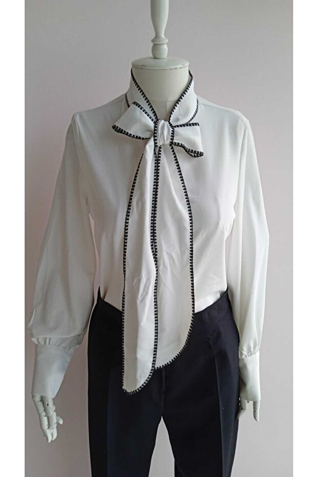 KRAVATLI KROŞETA İŞLEMELİ GÖMLEK - 1