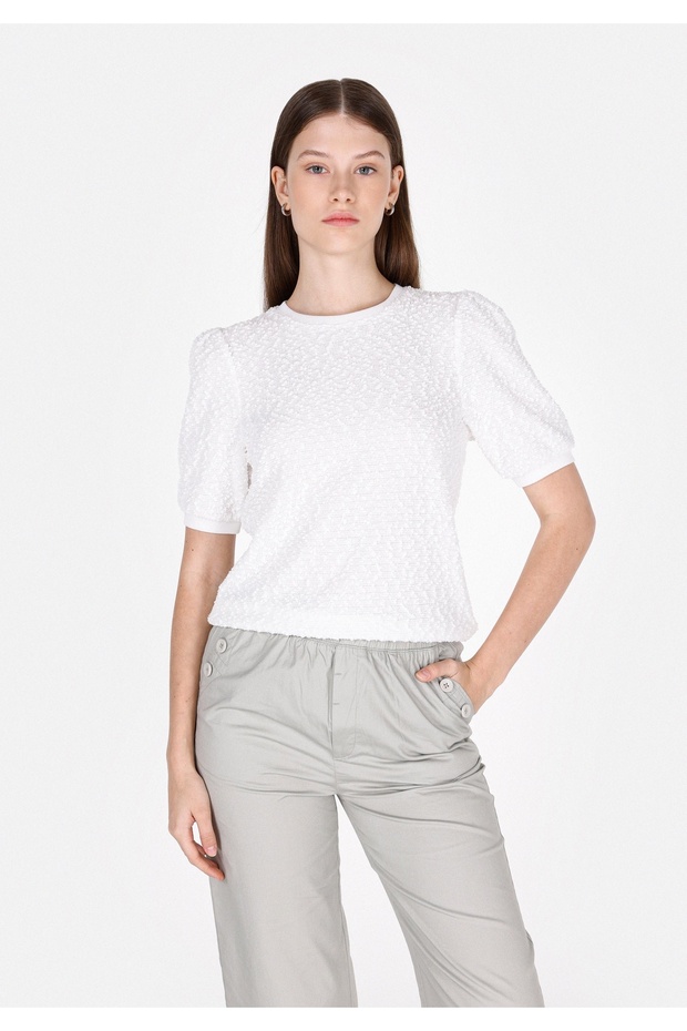 Regular Fit Round Neck Jacquard Women's White Short Sleeve T-Shirt
