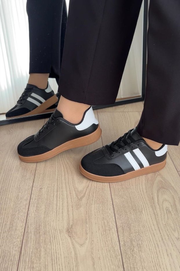 Unisex Women Men Girls Children Striped Anatomical Comfortable Sole Daily Sneaker Sports Shoes Black