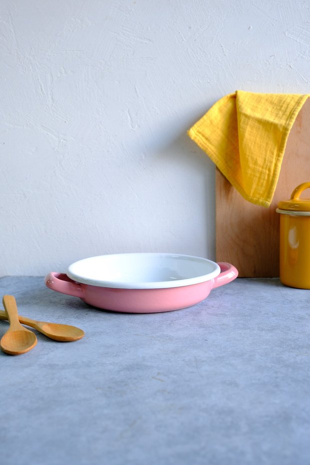 Enamel Pan 18 cm Double Handle Egg Pan 18 Egg Sausage Pan Healthy Small Pan Omelette Pan