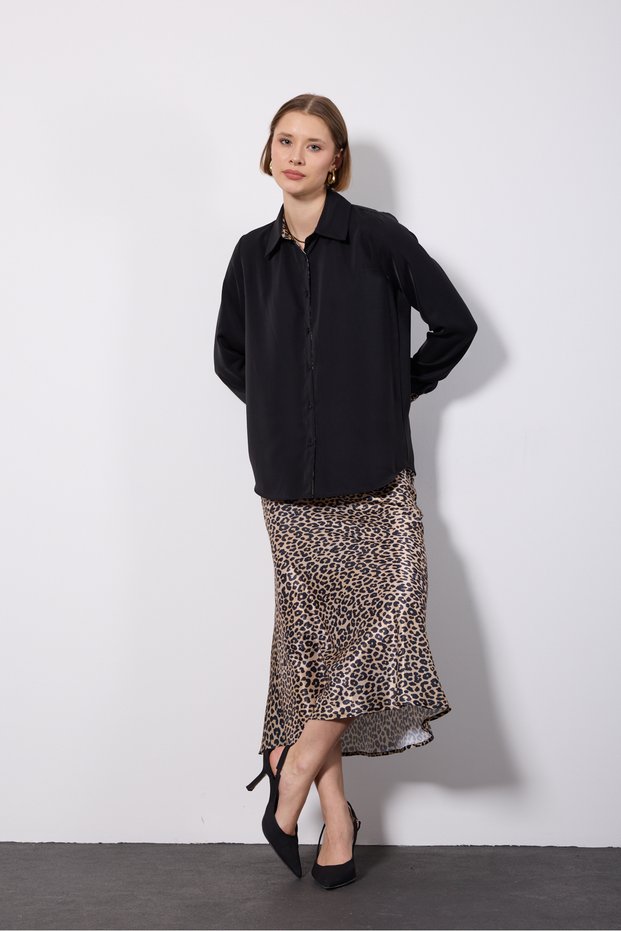 Leopard Skirt Suit with Cuffs and Collar Leopard Print Black Shirt with Elastic Waist