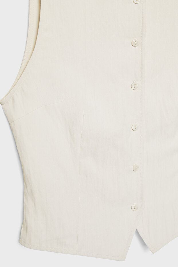 بلوزة مزخرفة بأزرار - 8