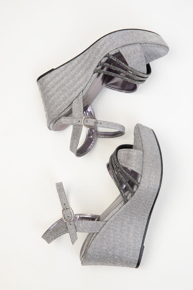 Platina női éksarkú cipő 20361 - 4