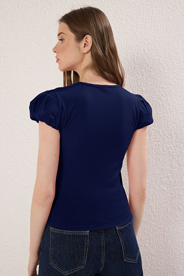 Lacivert Dokuma Detaylı Fitted/Vücuda Oturan Balon Kol Örme Bluz TWOSS25BZ00216 - 4