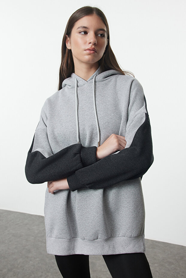 Antrasit Pamuklu Renk Bloklu Geniş Kalıp İçi Polarlı Örme Spor Sweatshirt TWOSS22SW0074 - 2