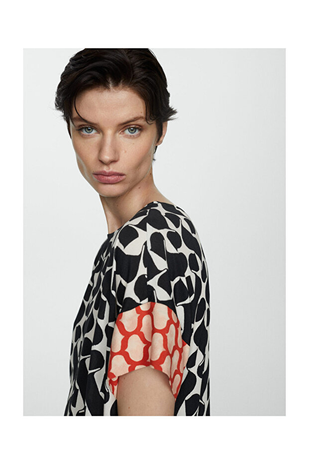 Printed blouse with contrasting trims - 4