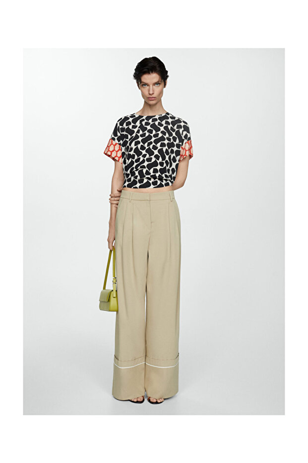 Printed blouse with contrasting trims - 7