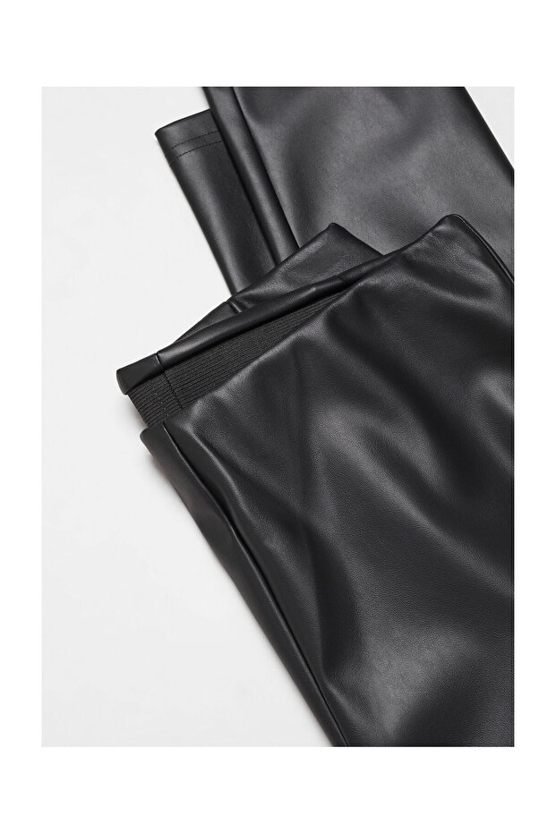 Faux leather leggings - 5