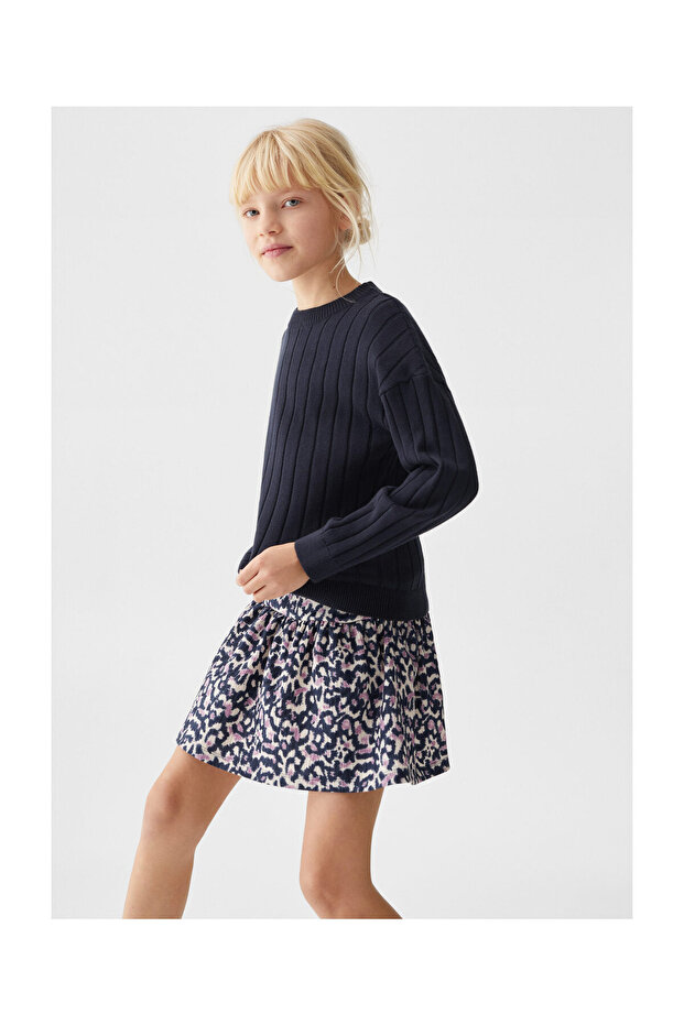 Gestreifter Strickpullover - 8