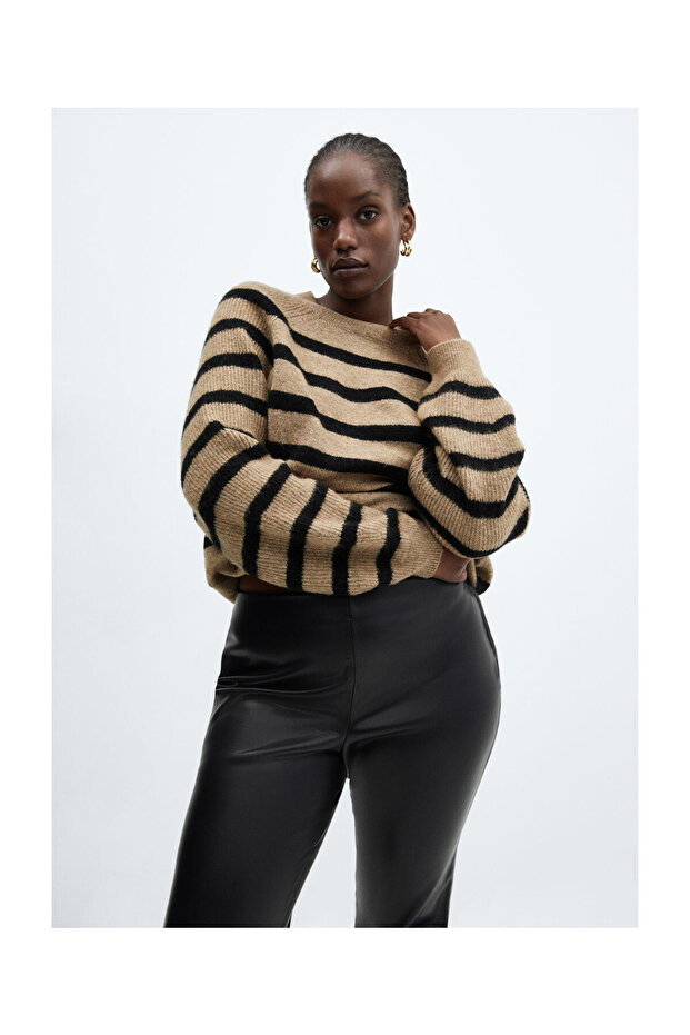 Leather-effect leggings with split hems - 9