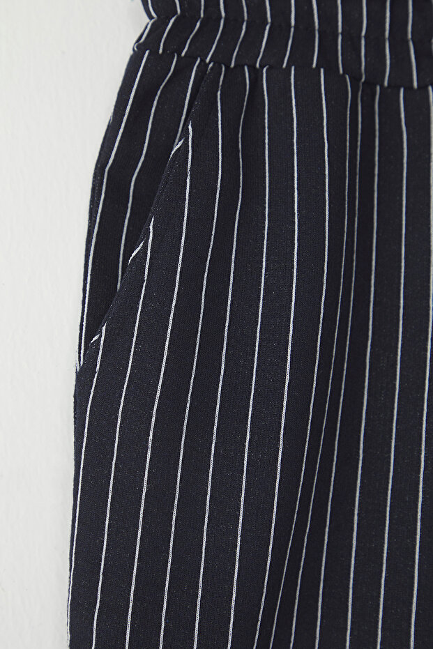Lacivert Regular Orta Boy/Normal Kesim Çizgili Şort TMNSS20SR0200 - 6