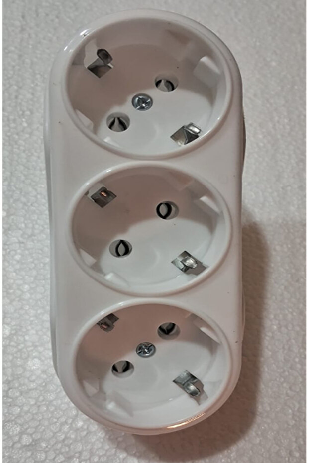 مقبس كهربائي ثلاثي مسطح مع تأريض - 1