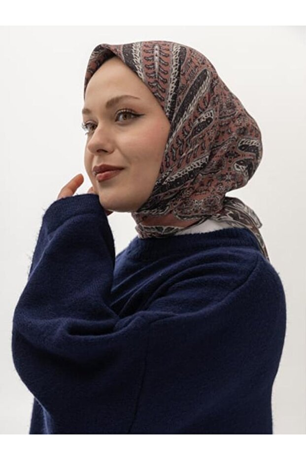 وشاح نسائي من القطن بنقشة ملونة ناعمة