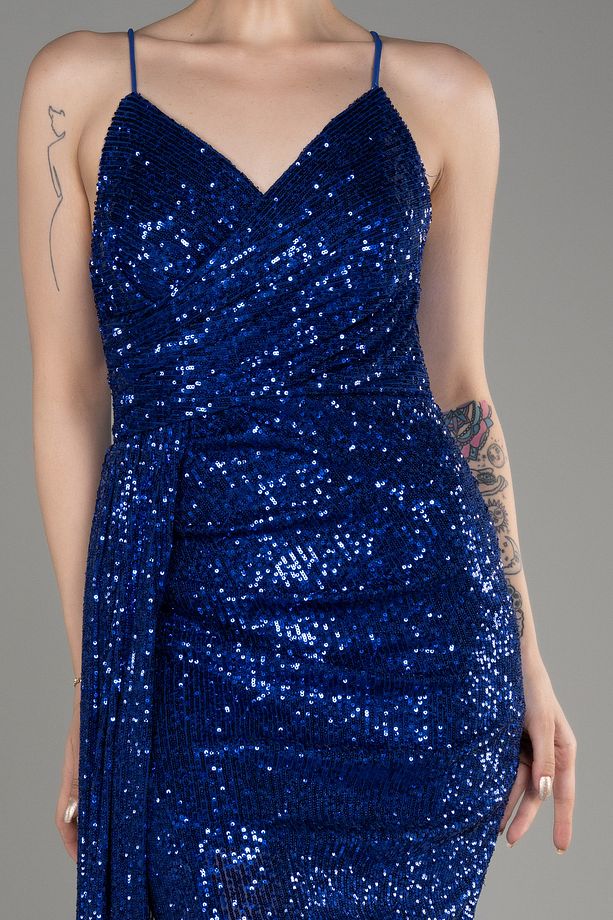 Saks Mavi Askılı Yırtmaçlı Midi Pullu Davet Elbisesi ABK39868 - 3