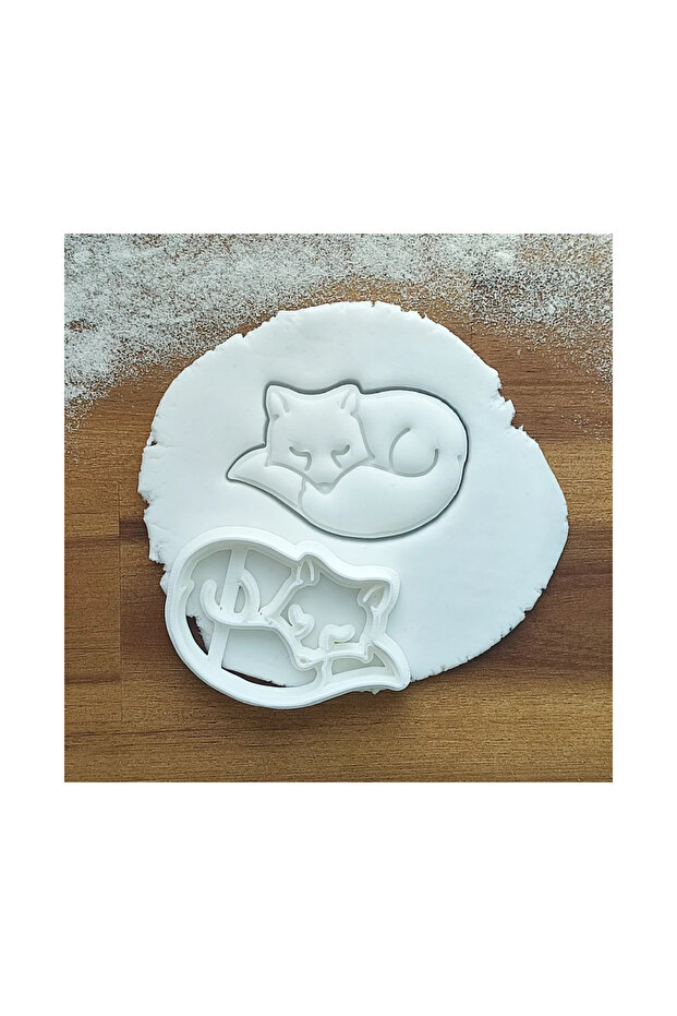 قالب بسكويت بطباعة ثلاثية الأبعاد من Sleeping Fox – قاطع عجينة السكر والفوندان 🦊 ✨