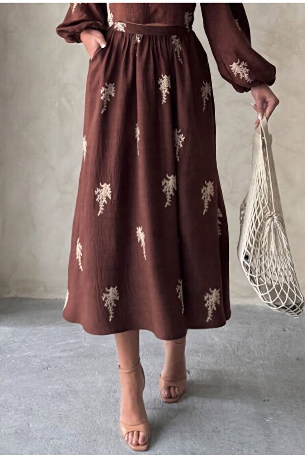 Fusta lungă de in cu model de broderie