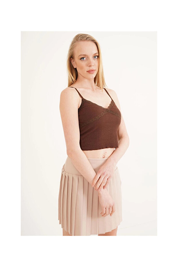 23254275 Camisole Rope Strap Lace Crop Blouse BROWN