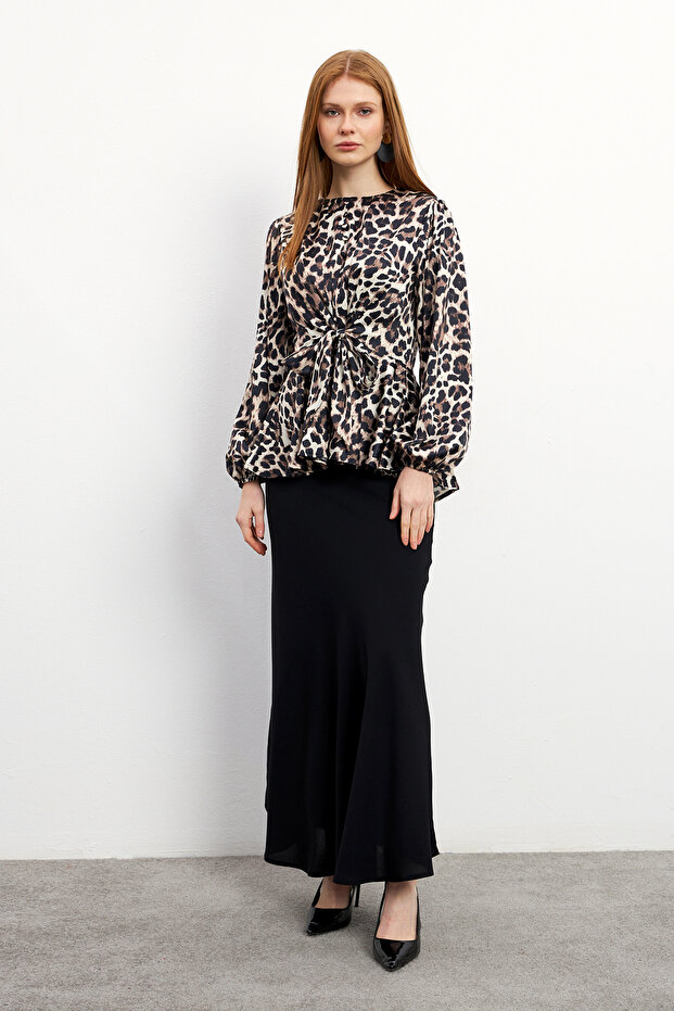 بلوزة وطقم تنورة بنقشة الفهد - مينك - 4