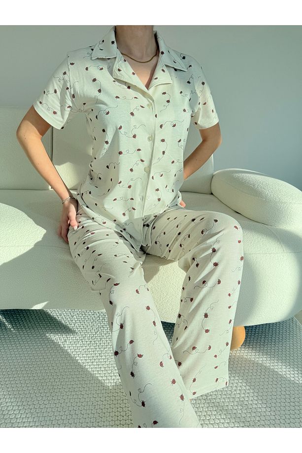 Ekru Minik Uğur Böceği  Desenli Pamuklu Kısa Kol Gömlek Yaka Pijama Takımı - 8