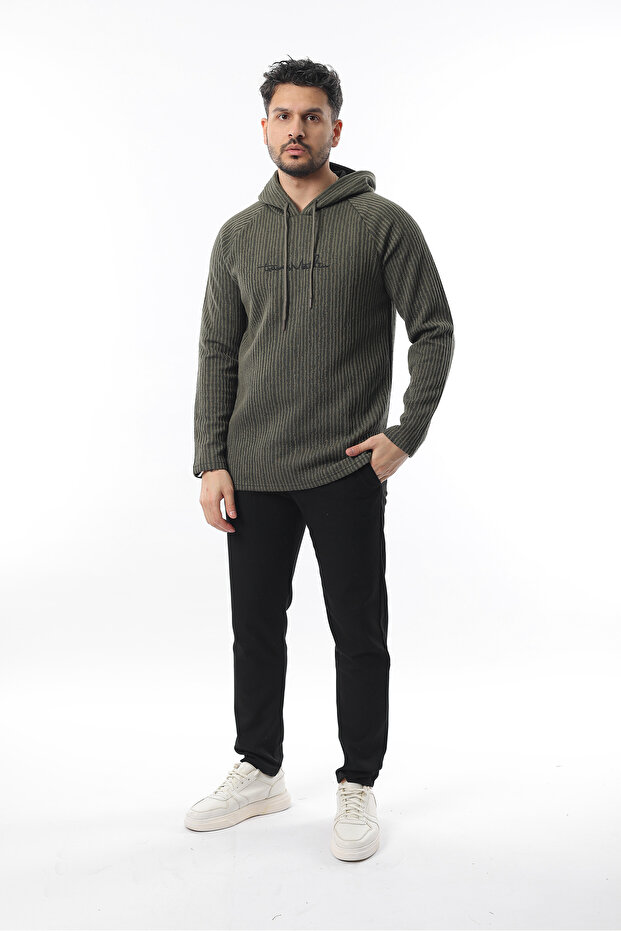 Erkek Önü Nakışlı Şık ve Rahat Basic Relax Regular Fit Kapüşonlu Basic Triko Kazak - 3