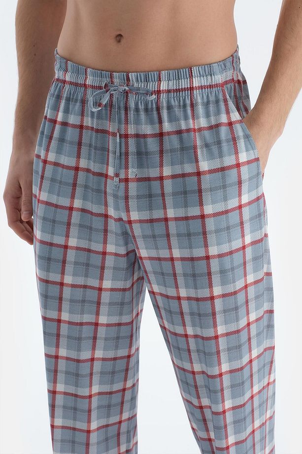 Ekru Cep Ve Nakış Detaylı Tişört Pantolon Pijama Takımı - 4