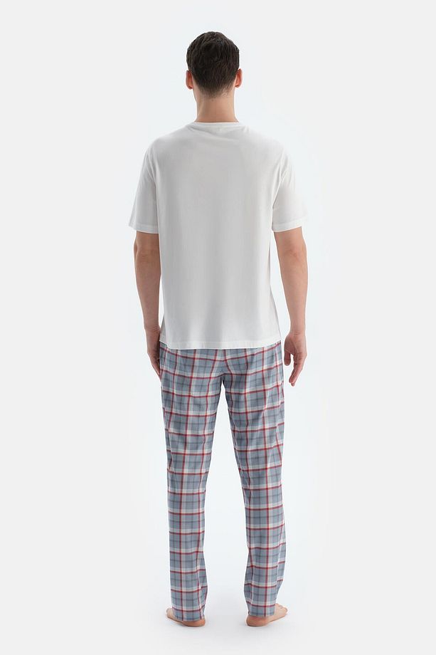 Ekru Cep Ve Nakış Detaylı Tişört Pantolon Pijama Takımı - 2