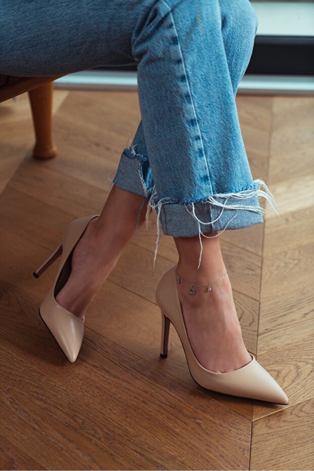 Vanessa Ten Matte 10 cm-es hegyes orrú vékony sarkú női tűsarkú - 1