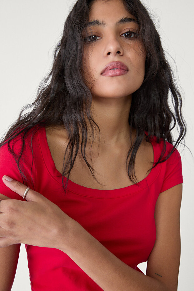 Top with square-cut neckline - 4