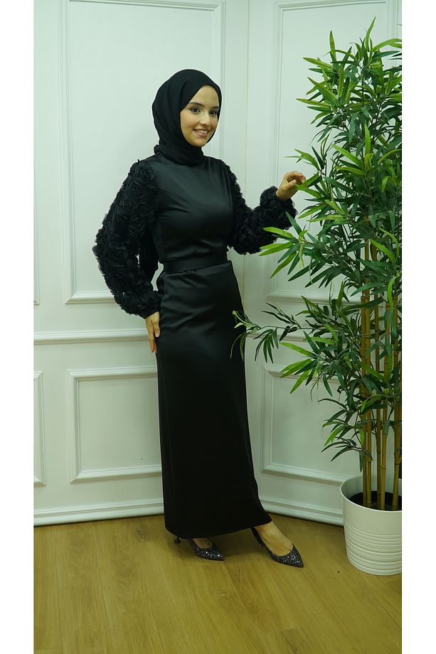 Kolu Gül Detaylı Saten Elbise - 8