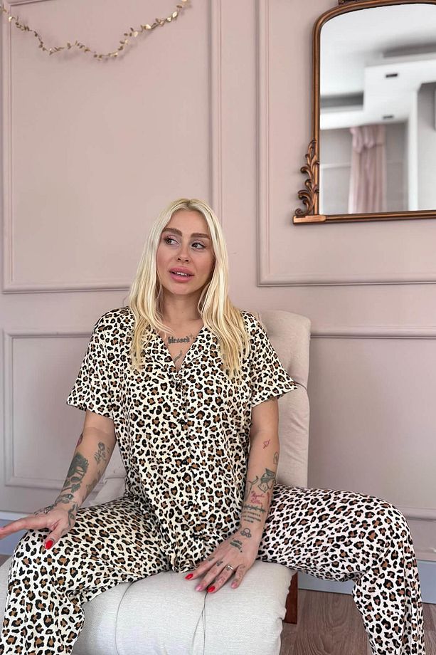 Kahve Leo Desenli Bambu Önden Düğmeli Kısa Kol Pijama Takımı - 5