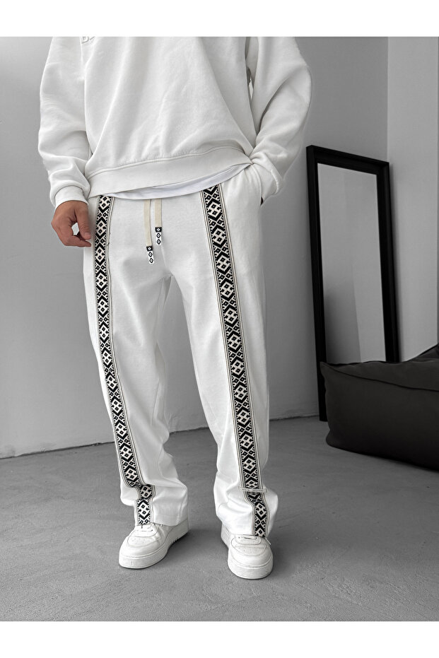 Beyaz Mozaik Patchli Boru Paça Eşofman RES-5131/ - 2