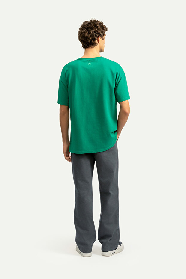 Unisex Oversize/ Relax Fit Basic T-Shirt - Forest Shade - 5