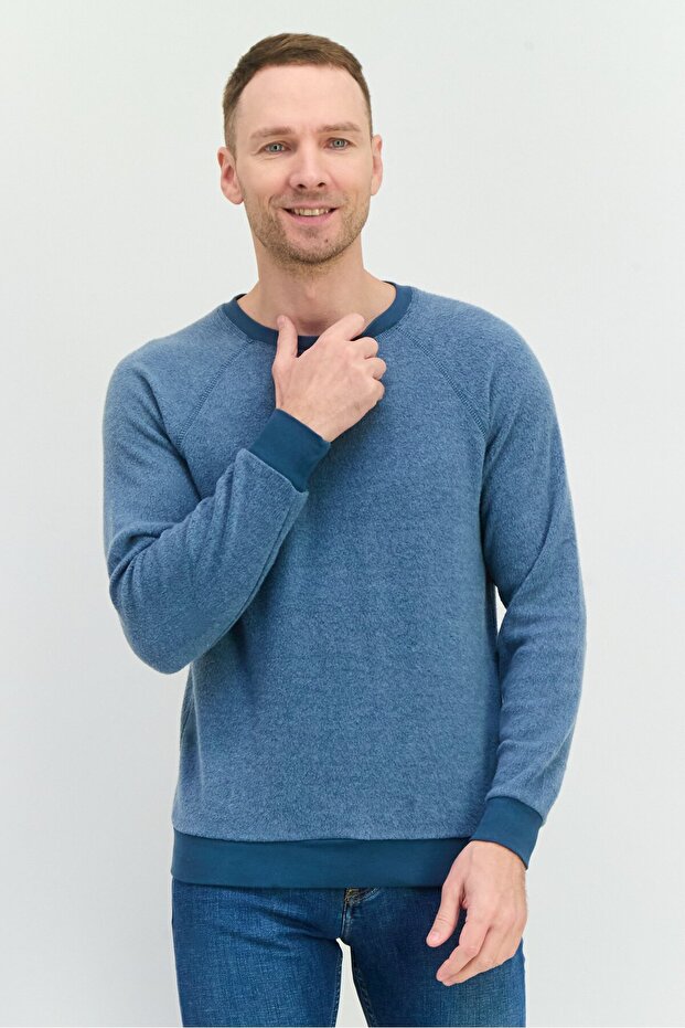 Men Crew Neck Solid Long Sleeves Sweatshirt, Slate Blue