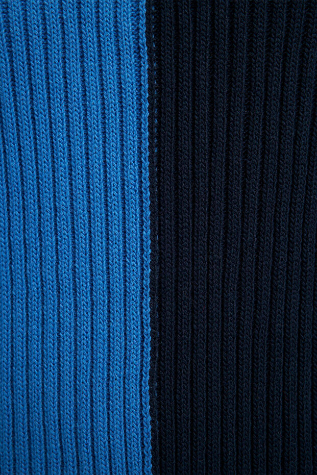 ASYMETRISCH GESTREIFTER STRICKPULLOVER - 6