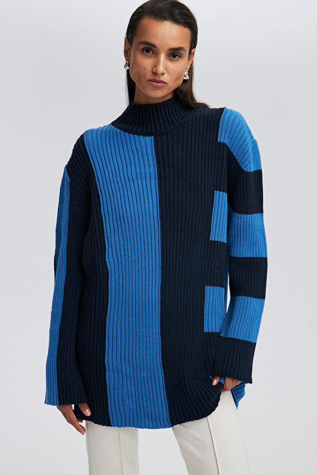 ASYMETRISCH GESTREIFTER STRICKPULLOVER - 2