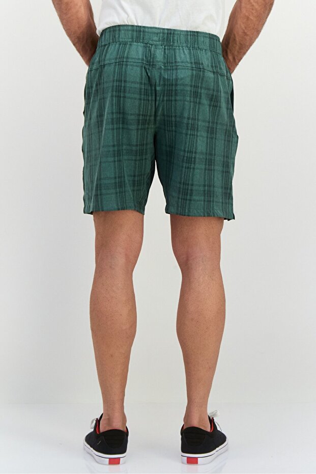 شورت رجالي أساسي منقوش برباط، أخضر حكيم - 3