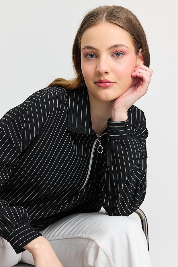 Half Zipper Tunic - Black 4302A - 7