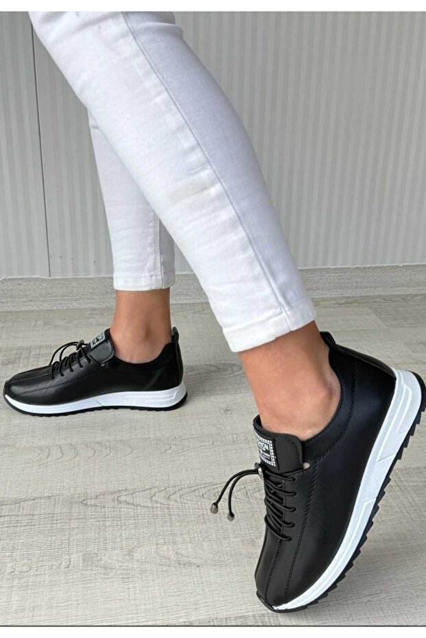 Women's Lace-Up Orthopedic Sole Shoes