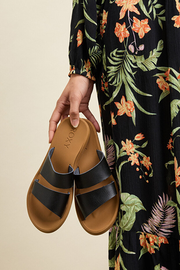 Černé pantofle - model Arjl 101111 - 2