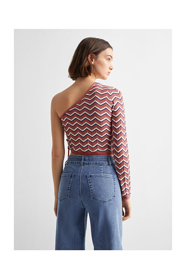 Asymmetric knit sweater - 5