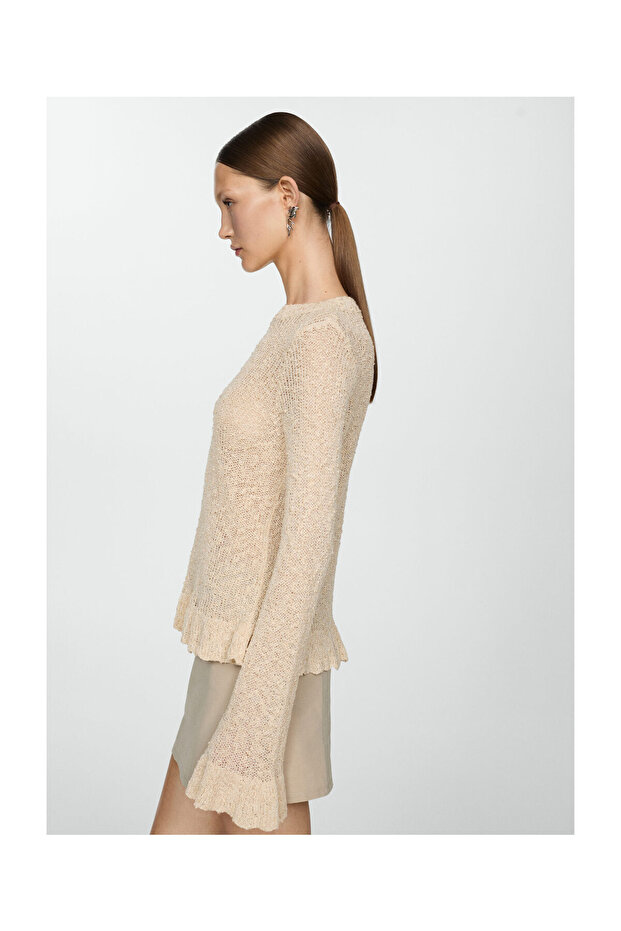 Sweater with ruffled ends - 4