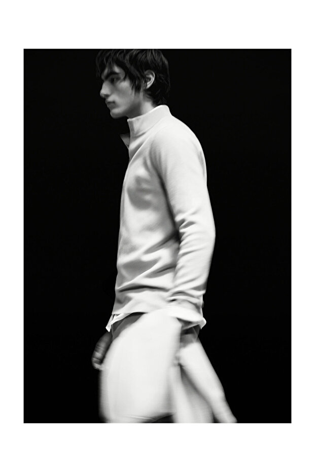 Zipped high collar sweater - 5