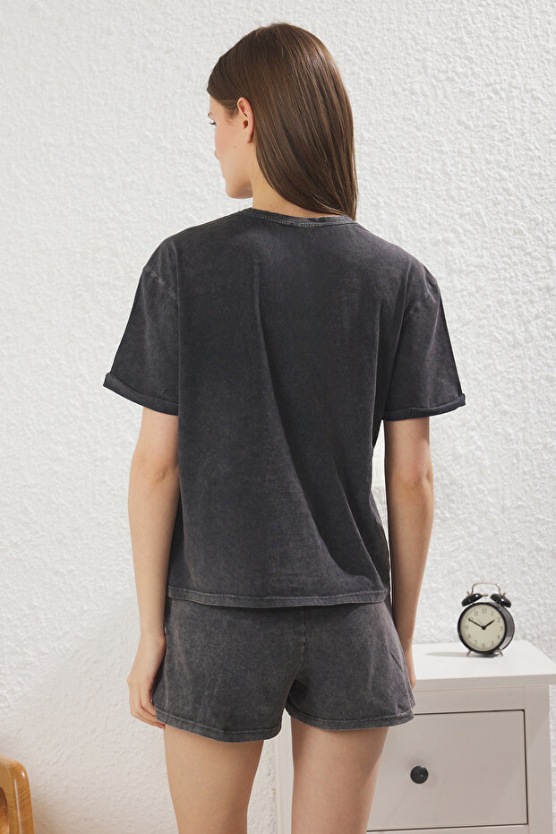 Antrasit %100 Pamuklu Yıkamalı Galaksi ve Hayvan Baskılı Şortlu Örme Pijama Takımı THMSS25PT00351 - 5