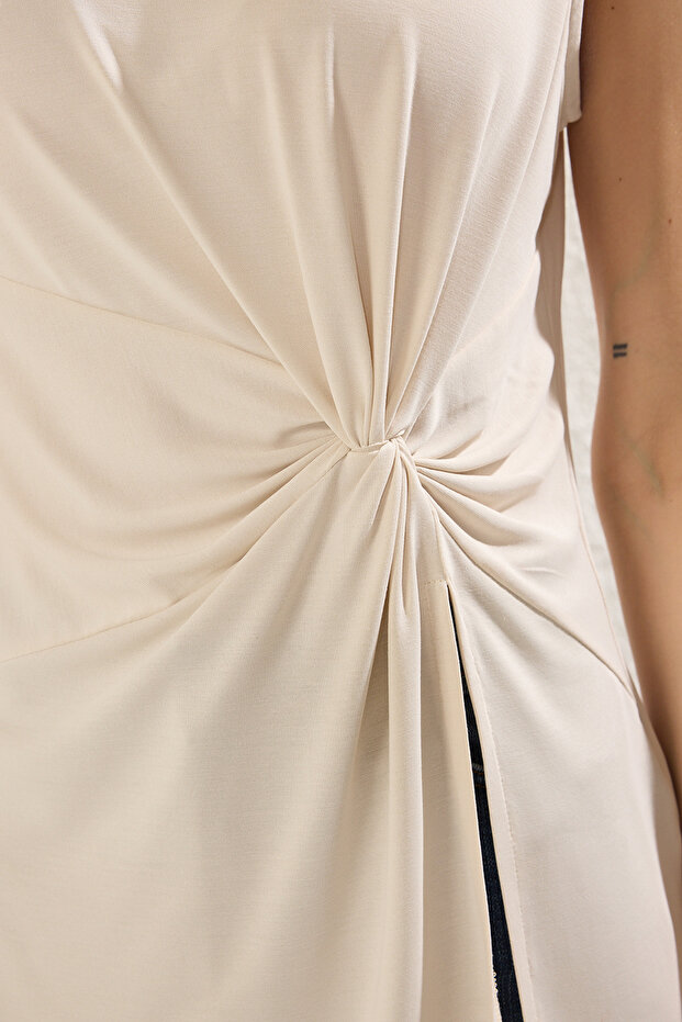 Taş More Sustainable Modal İçerikli Dik Yaka Büzgü ve Yırtmaç Detaylı Örme Bluz TWOSS24BZ00359 - 3