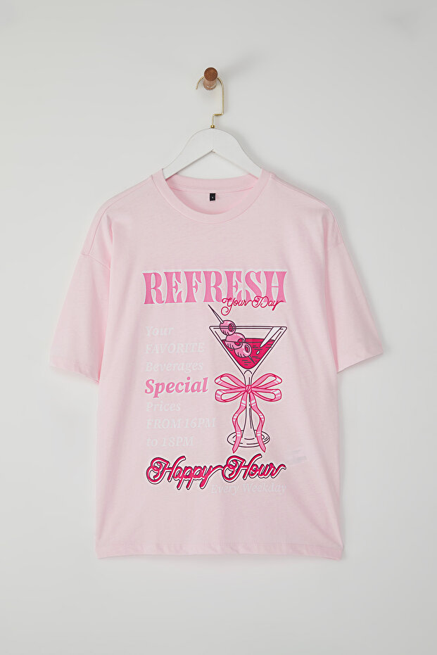 Açık Pembe %100 Kalın Pamuklu Kokteyl Baskılı Oversize/Geniş Kesim Örme T-Shirt TWOSS25TS00163 - 5