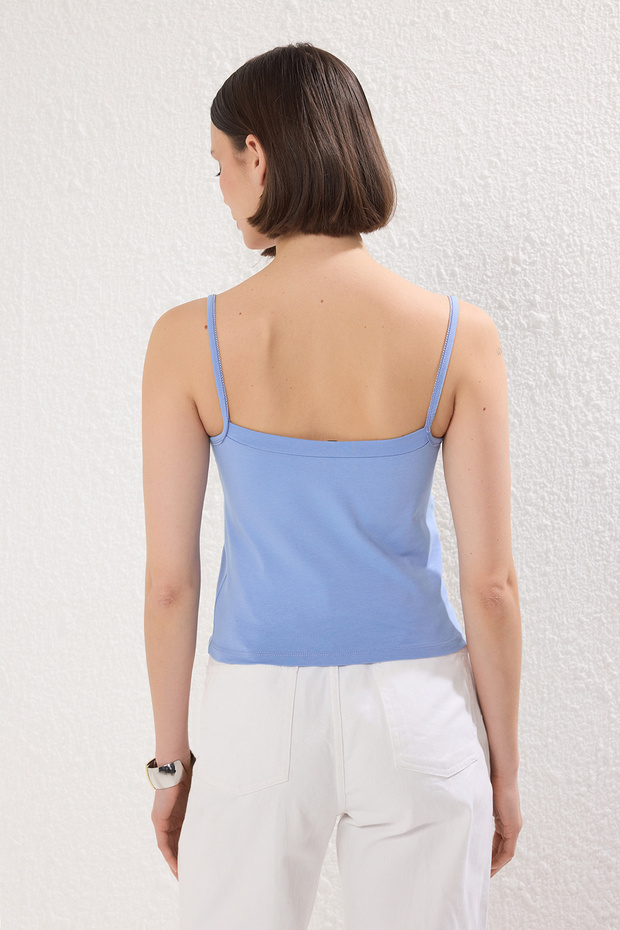 Liliowy kołnierzyk basenowy ze ściągaczem i szczegółową dzianinową podkoszulką - Twoss25Bz00026 - 4