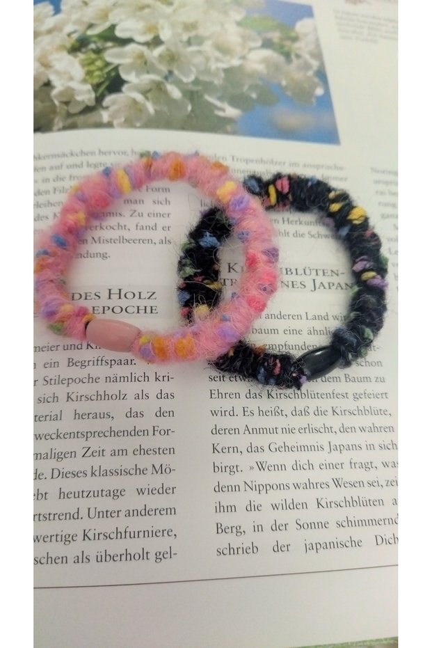 Set of 2 Rubber Hair Clips with Colorful Beads Sport Style - Fashion Hair Accessories in Withered Colors