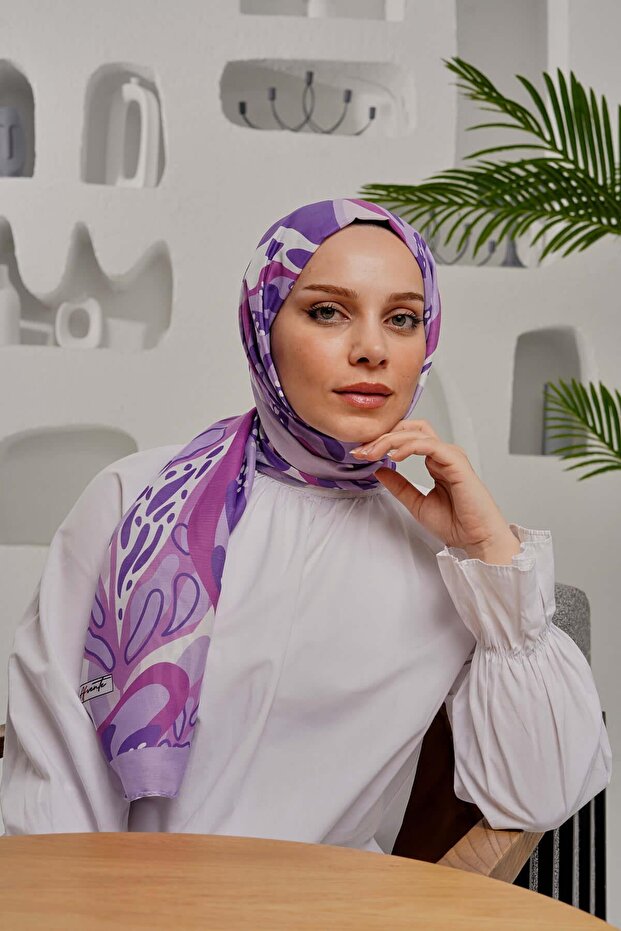 شال استوائي من القطن الناعم بنمط أوراق الشجر الأرجوانية - 3