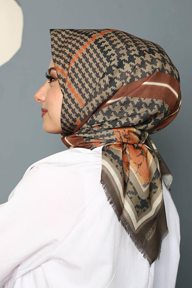 Eșarfă din bumbac maro cu model abstract - 2